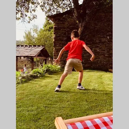 Casa Do Rio. Sossego A Beira Rio. *